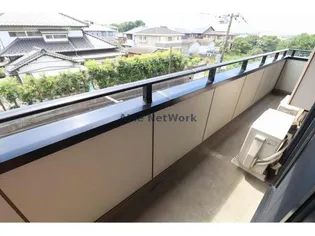 レジデンスSASOU【3階】の玄関