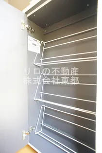 プリマベーラ西生田【2階】の玄関