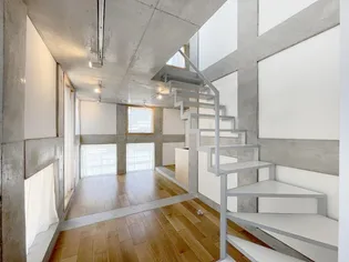 はつせ三田の居間