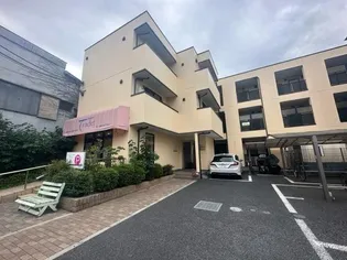 ピエ・デ・トロンシェ【2階】の外観