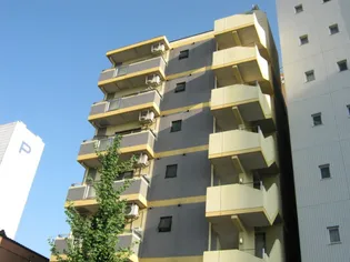 ドール丸の内【6階】の外観