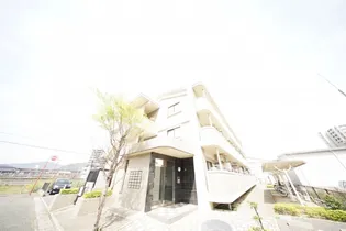 山口県下関市伊倉東町【マンション】の外観