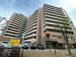 グリーンコーポ熊本A(23棟)・B(24棟)・C(24棟)【13階】の外観