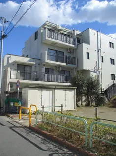 メゾン万里下北沢【2階】の外観