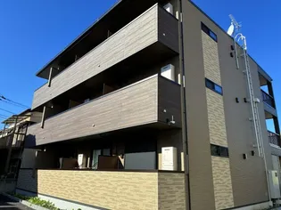 レジメント岸川【1階】の外観