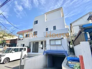 東京都江戸川区西篠崎2【マンション】の外観