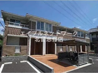 ベルク フルスA・B【1階】の外観