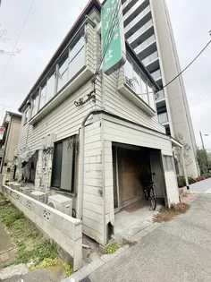 ディーズイン【2階】の外観