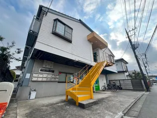 グランドール三ツ木中原【2階】の外観