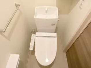 プラウド ヴィラ E【1階】の内装