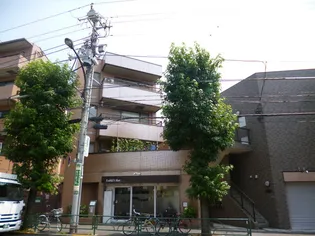 中目黒五番館【3階】の外観