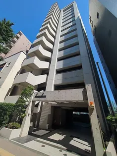 プラウドフラット三軒茶屋【6階】の外観