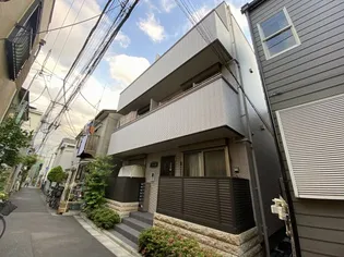 フラット根津【1階】の外観