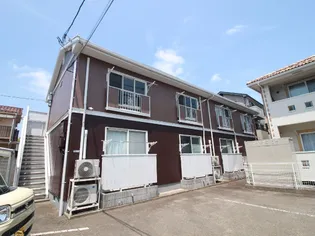 カーム・クウォーターB【2階】の外観