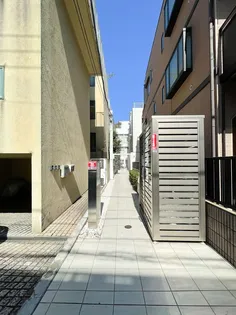 東京都渋谷区神宮前2【一戸建】の外観