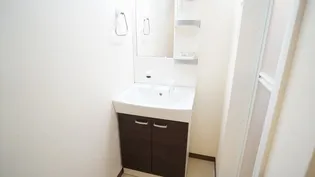 メゾンモンマルトル2【1階】の内装