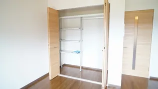 メゾンモンマルトル2【1階】の内装