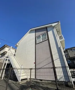 レオパレス杉【2階】の外観