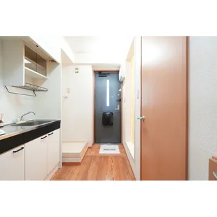 メルベーユ2001【2階】の玄関