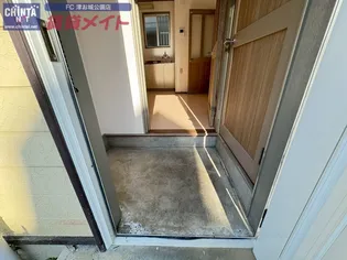 アンセーヌメゾン【1階】の玄関