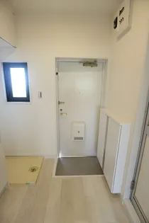 ボナール橘【1階】の玄関