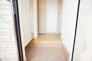 アスカ C【1階】の玄関