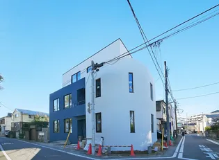 下馬壱番館【3階】の外観