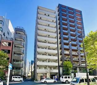 コートラクリア京橋の外観