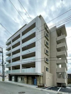 ラシュール・イン大橋南【6階】の外観