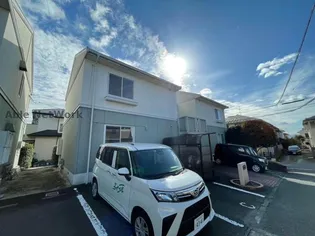 フローラルパレス【1階】の外観