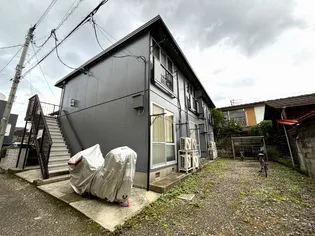 ニューフォーブル【2階】の外観