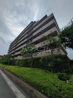 コスモ川口戸塚ガーデンフォルム【7階】の外観