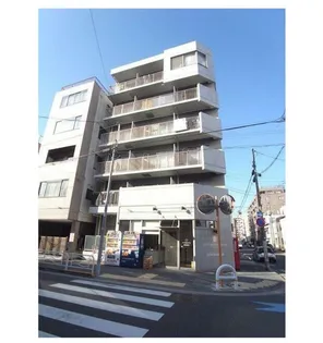 アンダーフォレストの画像