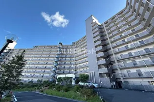 クレスト草津【2階】の外観