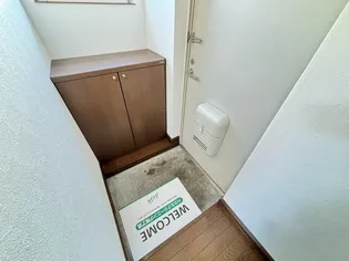 セントラルハイツミヤギ【3階】の玄関