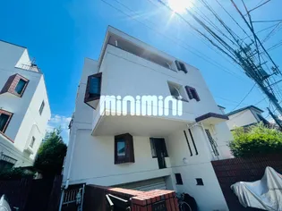 コーラルパレス【3階】の外観