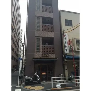 ノマド飯島【3階】の外観