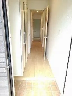 クラールIII【1階】の玄関