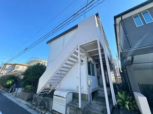 東京都世田谷区弦巻1【アパート】の外観