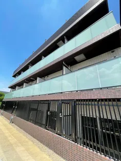 ディアレイシャス溝の口【1階】の外観