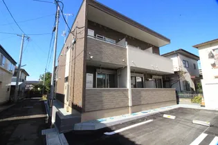 ウィステリア コートの画像