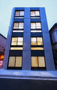 東京都中野区中野2【マンション】の外観