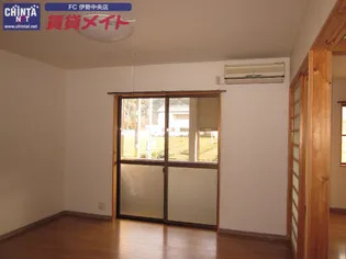 やまびこ 2【1階】の居間