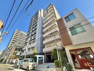 アミ・フルール【6階】の外観