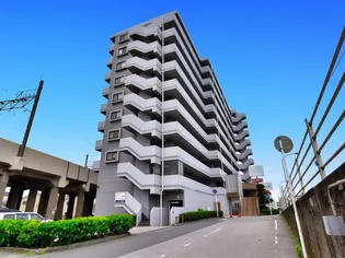 ロイヤルステージ本千葉【4階】の外観