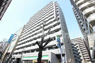 ノルデンハイム東三国【8階】の外観