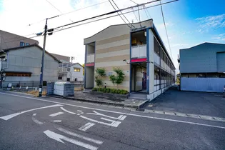 レオパレスバロン【1階】の外観