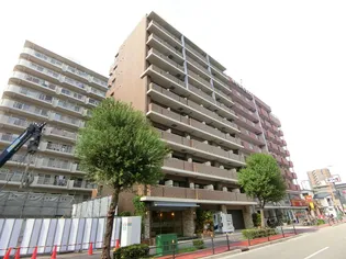 大阪府大阪市淀川区三国本町2【マンション】の外観