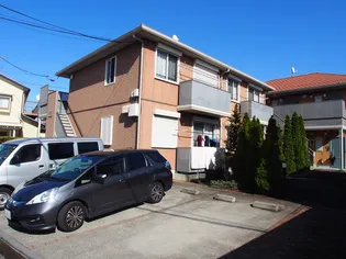 レフィナード鵠沼V (1F)【1階】の外観