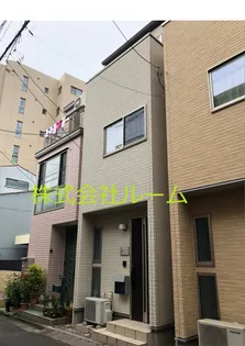 東京都文京区本郷5【アパート】の外観